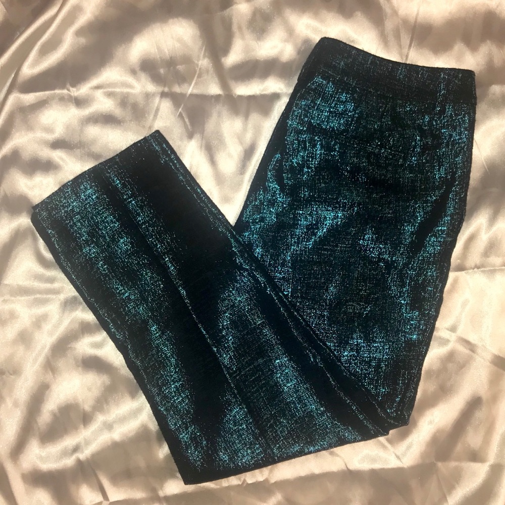 Express Capri Length Trousers